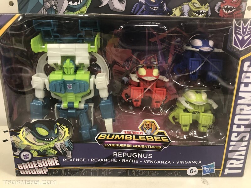 Cyberverse Repugnus And Pesticons 4 Pack  (4 of 21)